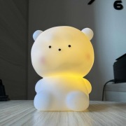 Lampka nocna LED w kształcie misia