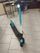 Hulajnoga elektryczna 