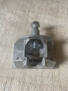 Upinacz nieskładany śrubowy  na hak