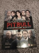 Pitbull Niebezpieczne kobiety film DVD z książką