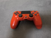 Oryginalny pad Sony CUH-ZCT2E do konsoli PlayStation 4.. PS4.. czerwony 