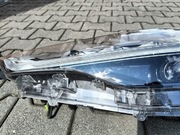 Reflektor prawy+ lewy Corolla cross