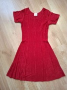 Piękna urocza czerwona dziewczęca sukienka New Look 12