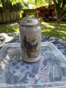 Kufel z motywem myśliwskim