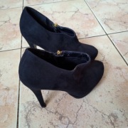 Nowe oryginalnie botki Atmosphere 37