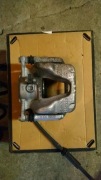 Zacisk hamulcowy z jarzmem mercedes cla 280x35