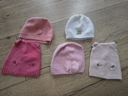 Zestaw czapek niemowlęcych w pastelowych kolorach