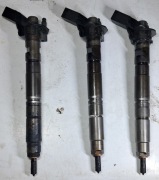 Oryginalne Wtryskiwacze Audi 059130277AR 3.0 TDI Audi VW 3 szt 