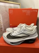 Buty Nike zoom do biegania fly6 rozmiar 46 fn8454-100