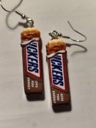 Kolczyki Snickers 