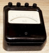 Miliamperomierz analogowy laboratoryjny 7.5-15-30 mA, kl. 0.5, ERA TLME-2