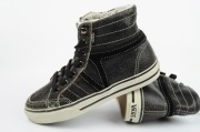 Buty Dziecięce Vans Corrie HI [NKFL3A] r.30,5