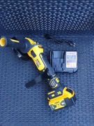 Szlifierka kątowa Dewalt 409 +ładowarka + bateria 5ah.