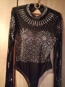 Body z kamieniami rozmiar wiekszy