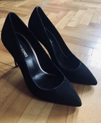 Czarne zamszowe klasyczne szpilki rozm 36