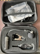 Saksofonowy, bezprzewodowy system mikrofonowy UHF 