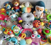 Paka dla niemowlaka - pierwsze zabawki 40 sztuk