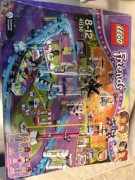 LEGO Friends Kolejka Górska w parku rozrywki 41130