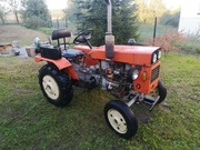 TRAKTOR OGRODOWY
