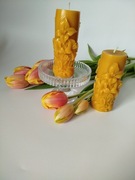 Świeca walec z liliami z wosku pszczelego