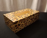 Chustecznik drewniany 