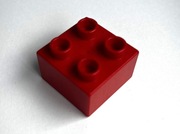 LEGO DUPLO Klocek podstawowy budowlany 2x2 piny czerwony średni 