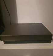 Konsola Xbox One X