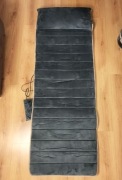Materac masujący wibracyjny z podgrzewania 