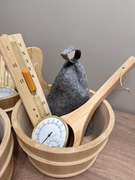 Zestaw akcesoriów do sauny.