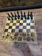 Stare szachy drewniane