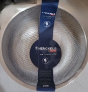 Stalowy Durszlak Sitko Kuchenne HENCKELS by ZWILLING Trio 24 cm 