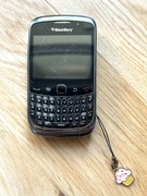 BlackBerry Curve 9300 kultowy telefon z klawiaturą qwerty klasyk