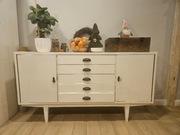 Stara solidna drewniana komoda 