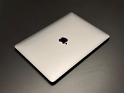 MacBook Pro M1 / 8 GB RAM / 256 GB / Space Gray