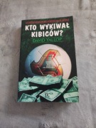 Książka Kto wykiwał kibiców?