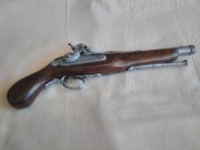 PISTOLET SKAŁKOWY KAPISZONOWY REPLIKA