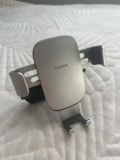 Uchwyt na telefon do slotu CD Baseus