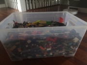 Pudło losowych klocków lego