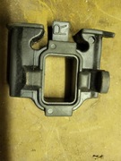 Uchwyt chłodnicy guma R -prawa f40 bmw