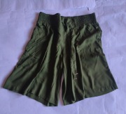 Zielone szorty Bonprix 40