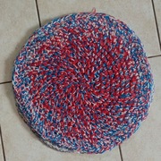 Dywanik ręcznie robiony