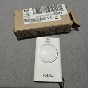 FAAC XT2 868 SLH LR pilot radiowy 868 MHz, biały