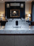 Antyczne Ruiny – Stylowe Podpórki do Książek