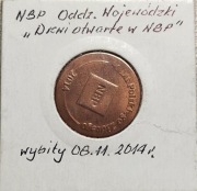 Medal drzwi otwarte w NBP wybity 8.11.2014