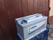 Akumulator samochodowy 100Ah 830A Varta
