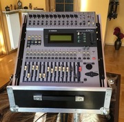 Profesjonalny cyfrowy mikser Yamaha 01V + case 