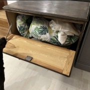 Szafka na poduszki i pościel