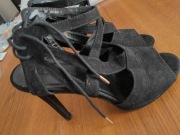 Czarne szpilki Roz.40 wkładka 24,5 cm 