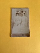 STARA FOTOGRAFIA ARCHIWALNA - 1 szt. Kartonik