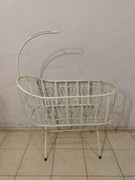 Łóżeczko dziecięce metalowe